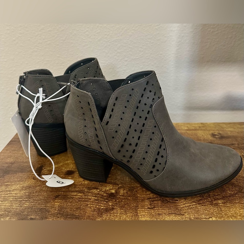 Route 66 Vivian Charcoal Booties